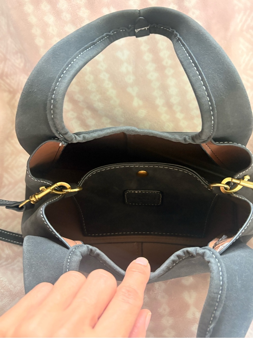 Suede Shoulder Tote Bag in
Black - Picture 7 of 10